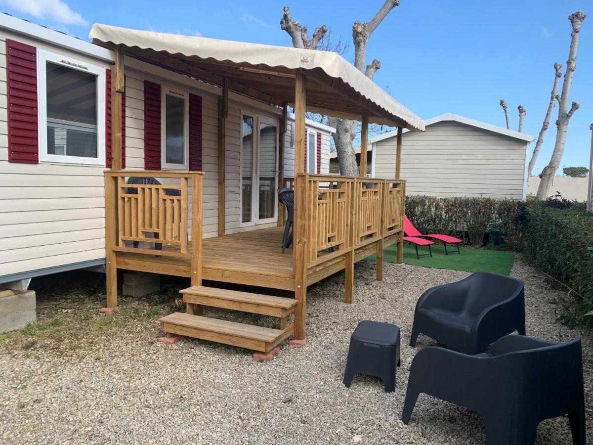 Mobilhome Vias Plage Dans Camping Exteriör bild