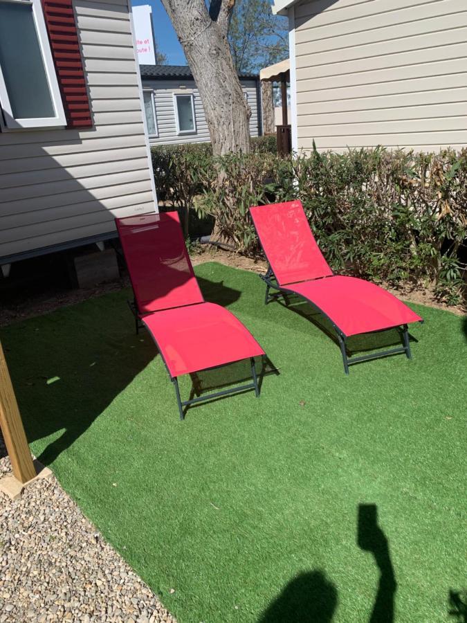 Mobilhome Vias Plage Dans Camping Exteriör bild