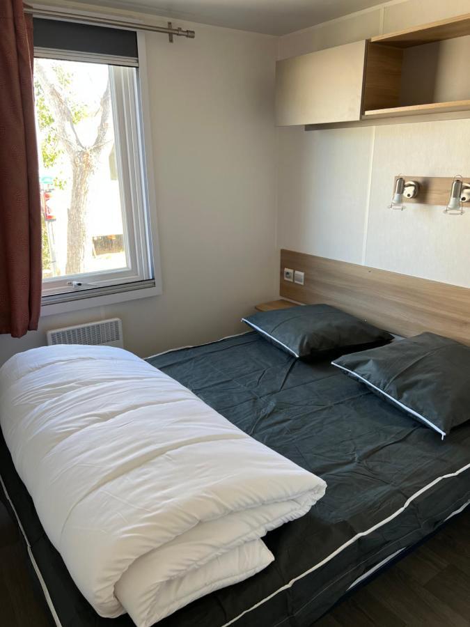 Mobilhome Vias Plage Dans Camping Exteriör bild