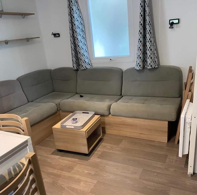 Mobilhome Vias Plage Dans Camping Exteriör bild