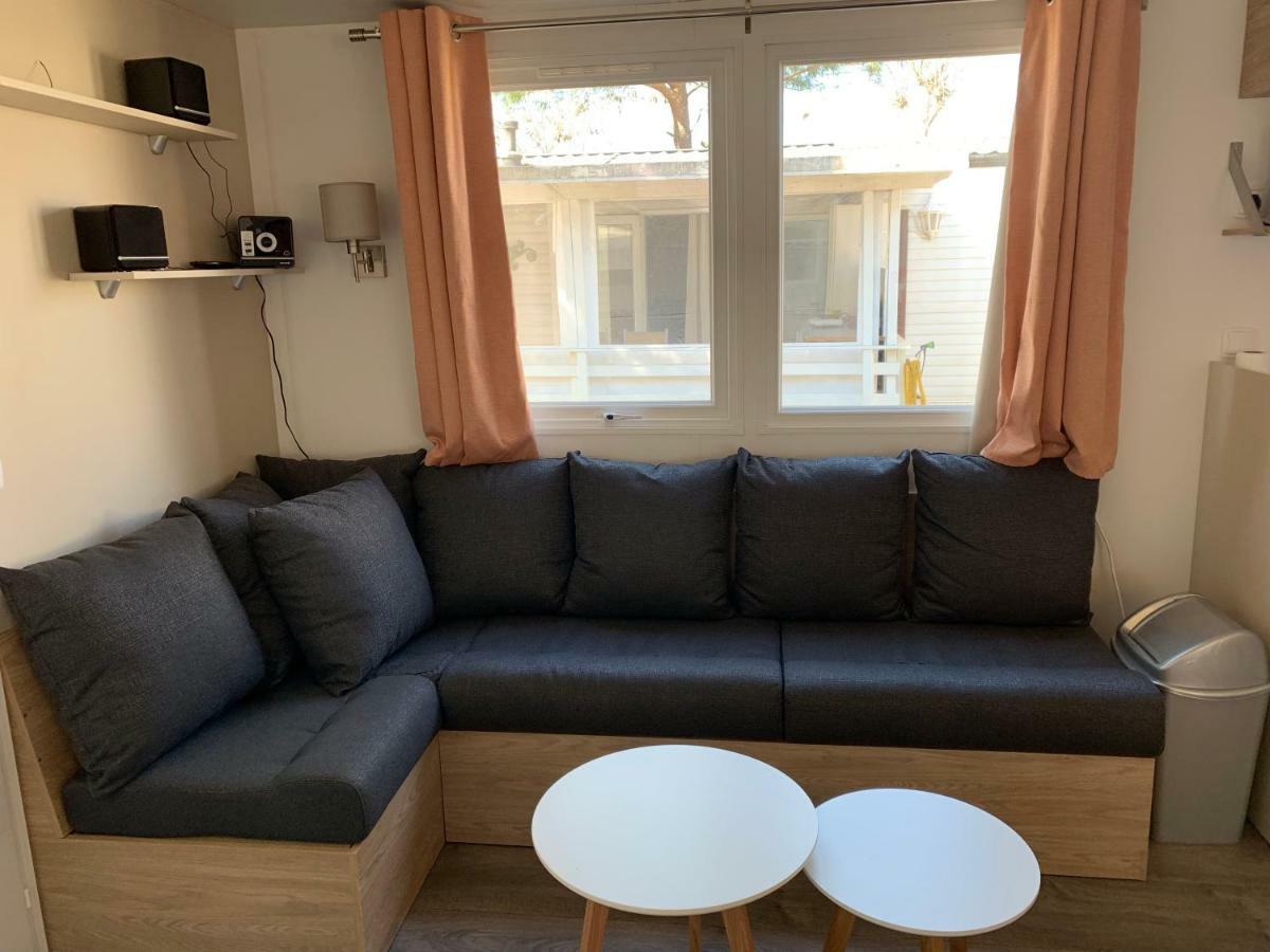 Mobilhome Vias Plage Dans Camping Exteriör bild